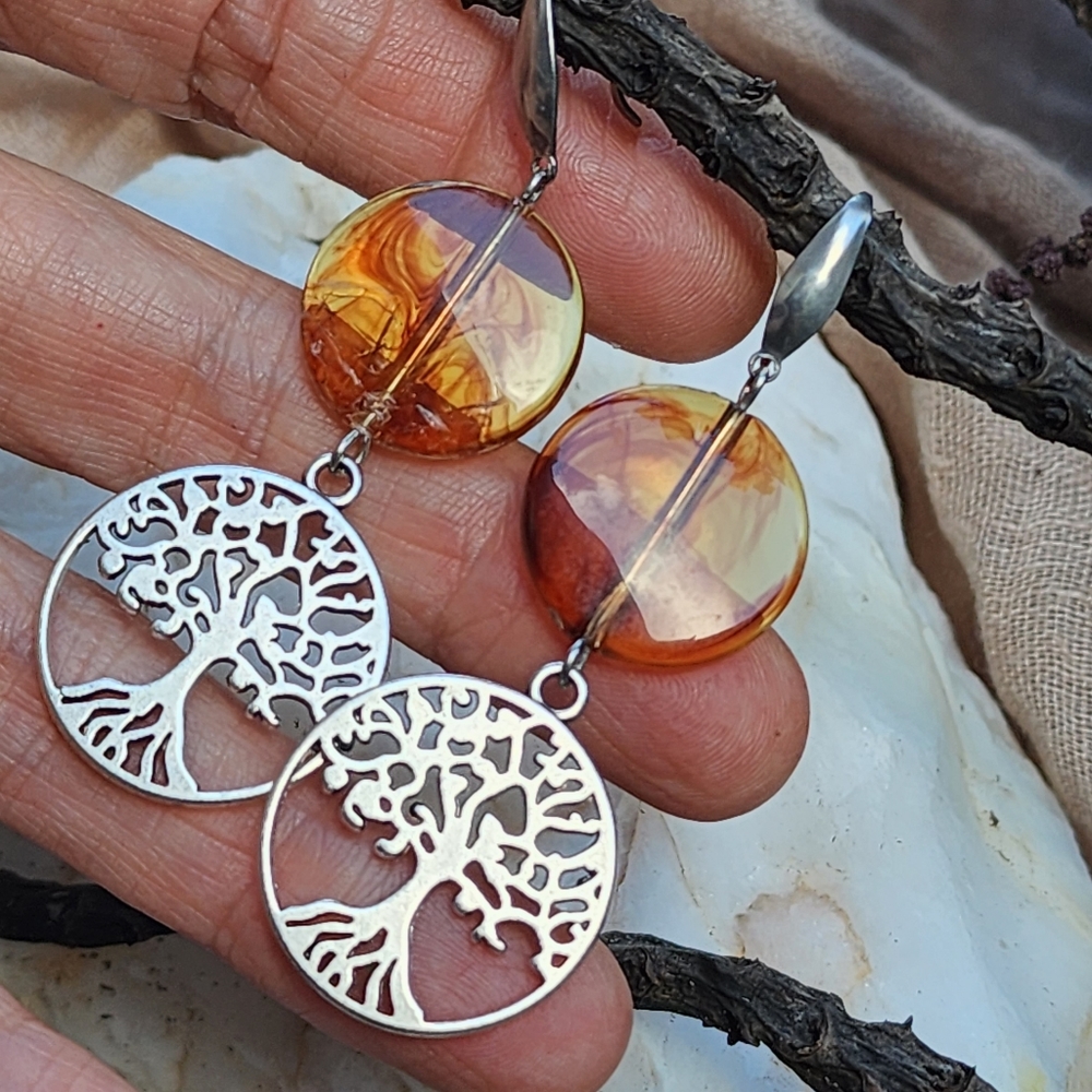Long and Lightweight Silver-plated Earrings Resin "beewax" Amber Tree Of Life